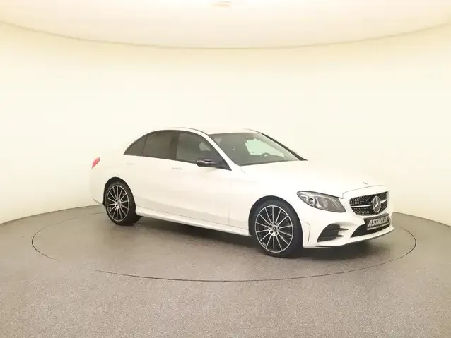 Mercedes-Benz C 180