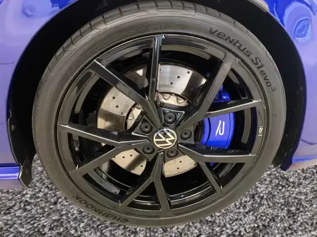 Volkswagen Golf R