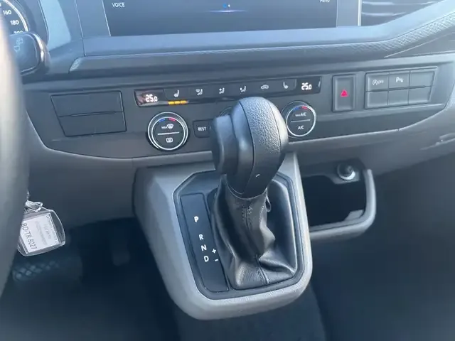 Volkswagen T6.1 Caravelle