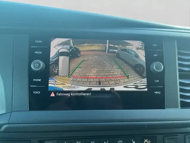 Volkswagen T6.1 Caravelle