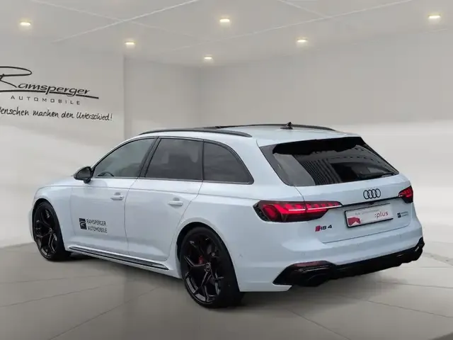 Audi RS4