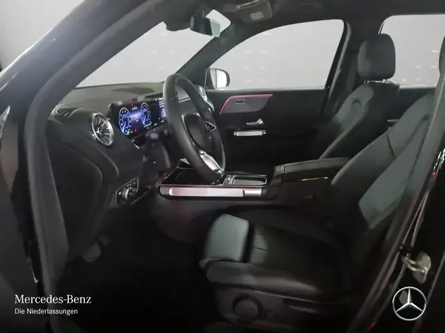 Mercedes-Benz EQB 300