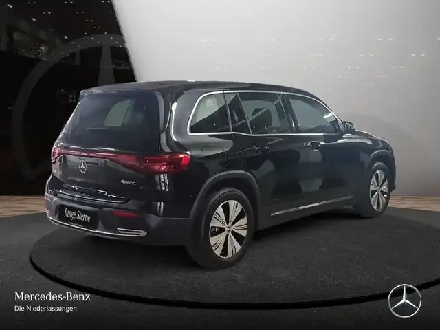 Mercedes-Benz EQB 300