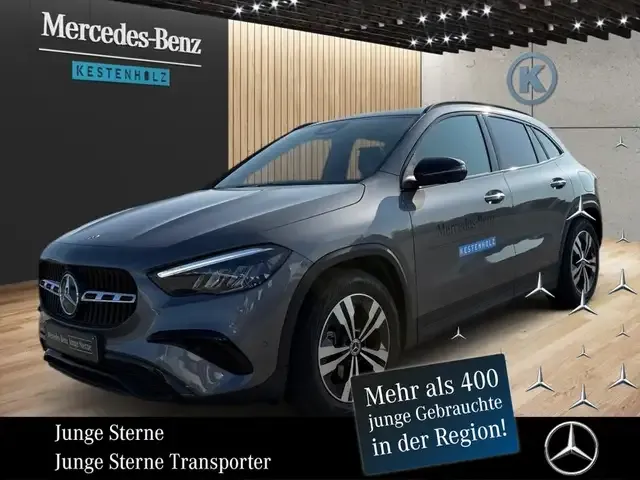 Mercedes-Benz GLA 180