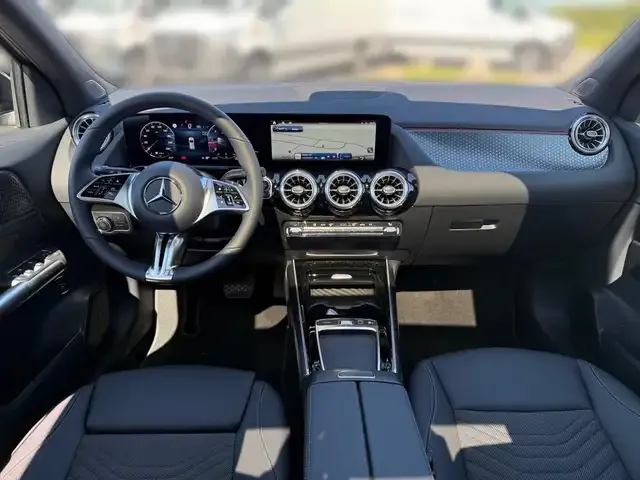 Mercedes-Benz GLA 180