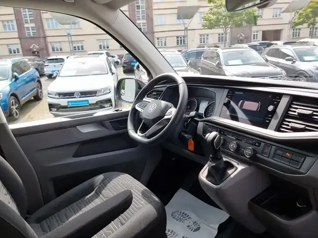 Volkswagen T6 Caravelle