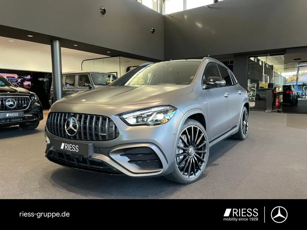 Mercedes-Benz GLA 35 AMG