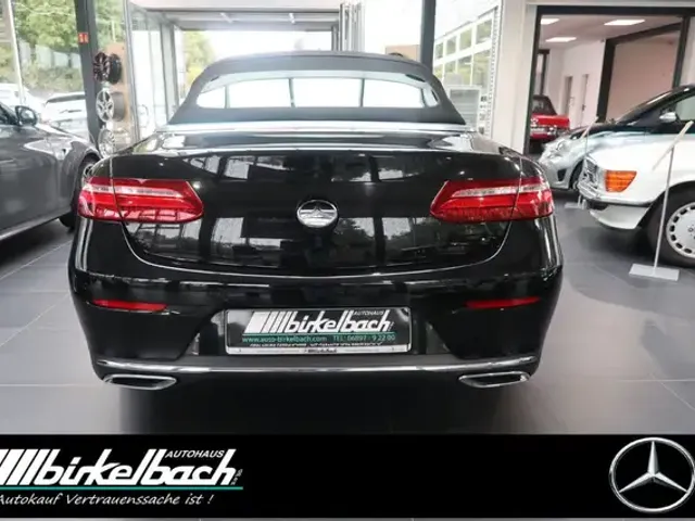 Mercedes-Benz E 200
