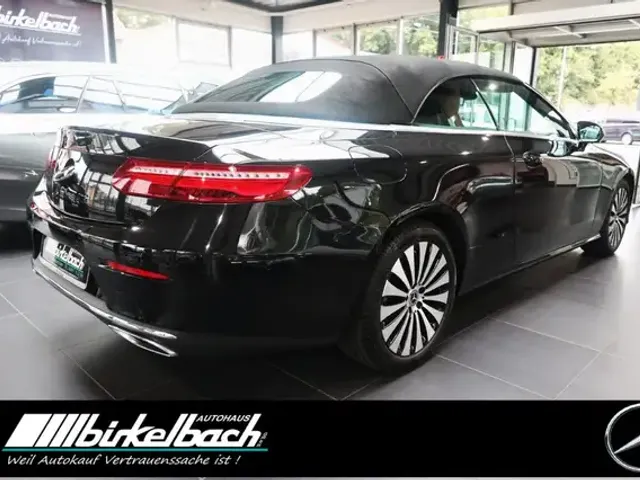 Mercedes-Benz E 200