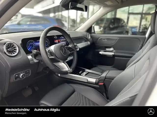 Mercedes-Benz EQB 350