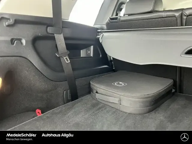 Mercedes-Benz EQB 350
