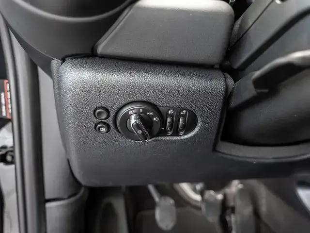 MINI Cooper C