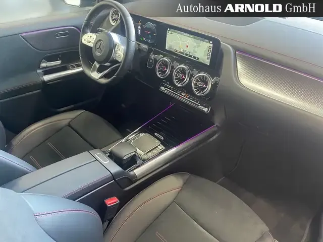 Mercedes-Benz EQA 300