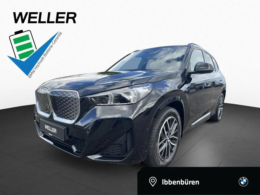 BMW iX1