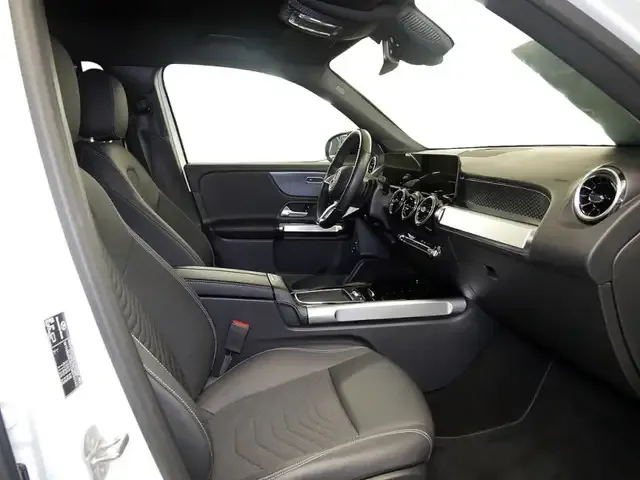 Mercedes-Benz GLB 250