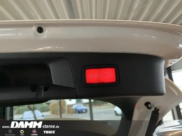 Mercedes-Benz EQA 300