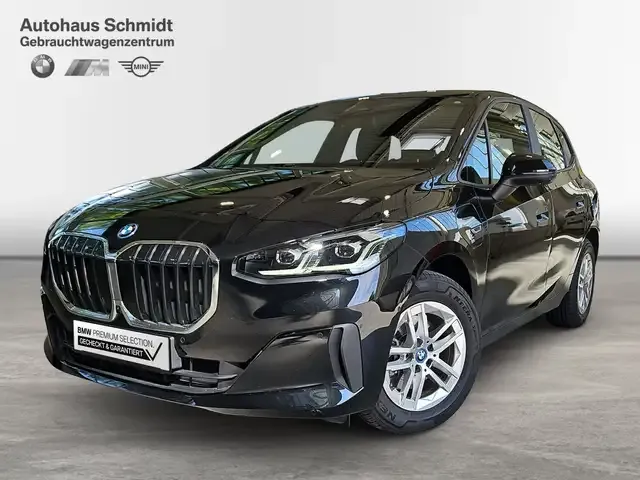 BMW 225
