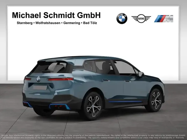 BMW iX
