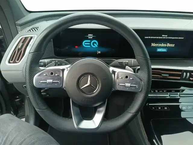 Mercedes-Benz EQC 400