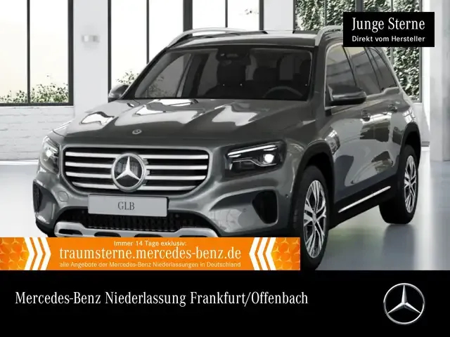 Mercedes-Benz GLB 220