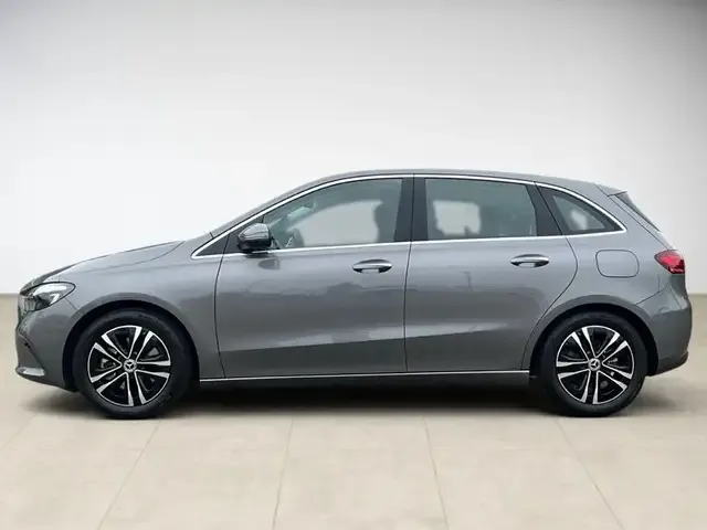 Mercedes-Benz B 220