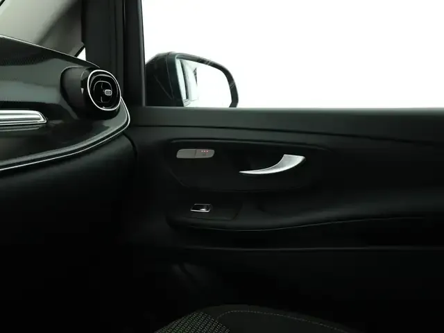 Mercedes-Benz EQV 300