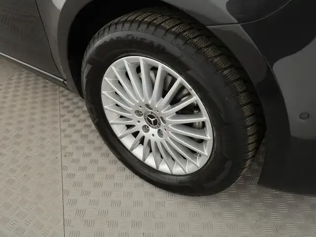 Mercedes-Benz EQV 300