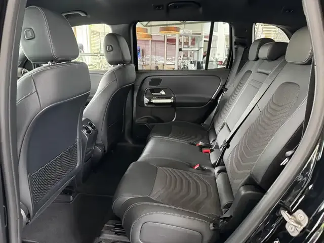 Mercedes-Benz EQB 350