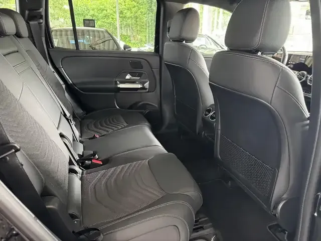 Mercedes-Benz EQB 350