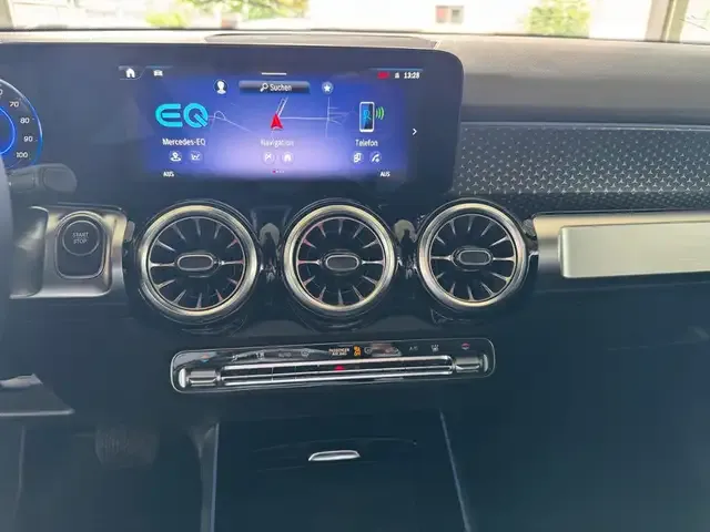 Mercedes-Benz EQB 350