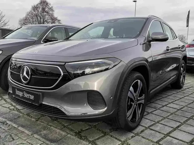 Mercedes-Benz EQA 250
