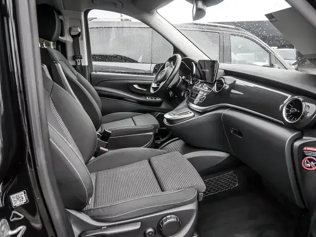 Mercedes-Benz V 250