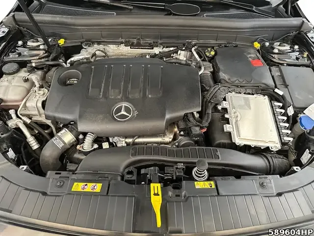 Mercedes-Benz GLB 200