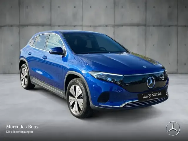 Mercedes-Benz EQA 300