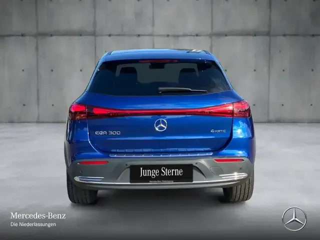 Mercedes-Benz EQA 300