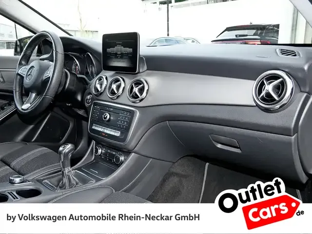 Mercedes-Benz GLA 180