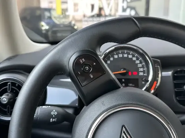 MINI One