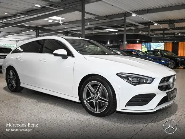 Mercedes-Benz CLA 220