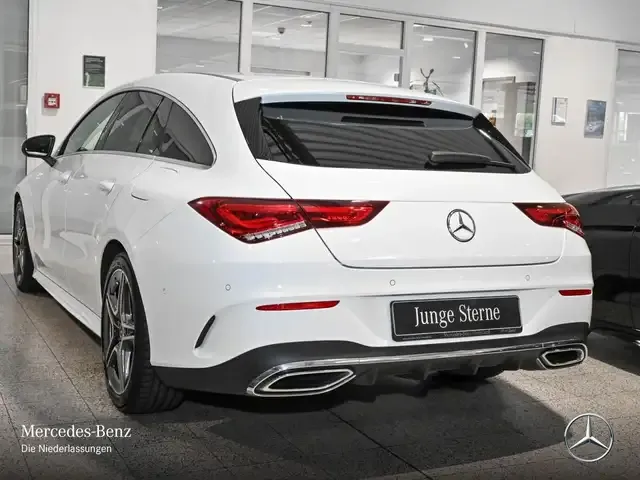 Mercedes-Benz CLA 220