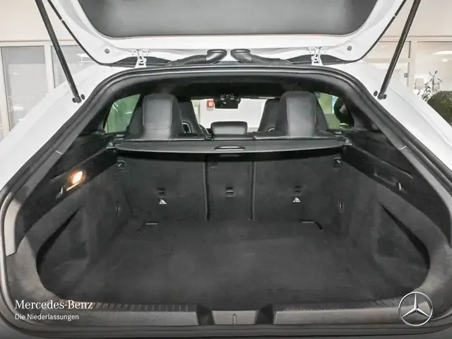 Mercedes-Benz CLA 220