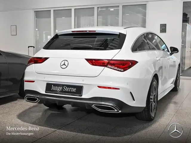 Mercedes-Benz CLA 220