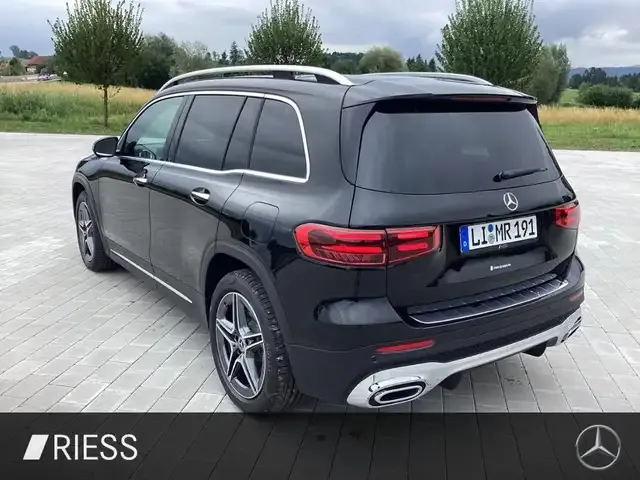 Mercedes-Benz GLB 250