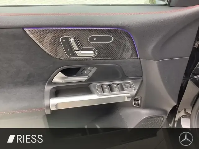 Mercedes-Benz GLB 250