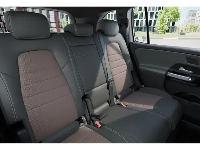 Mercedes-Benz EQB 250