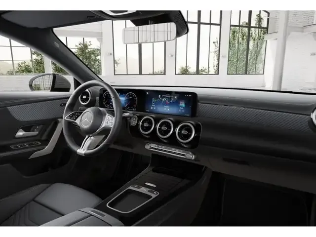 Mercedes-Benz CLA 180