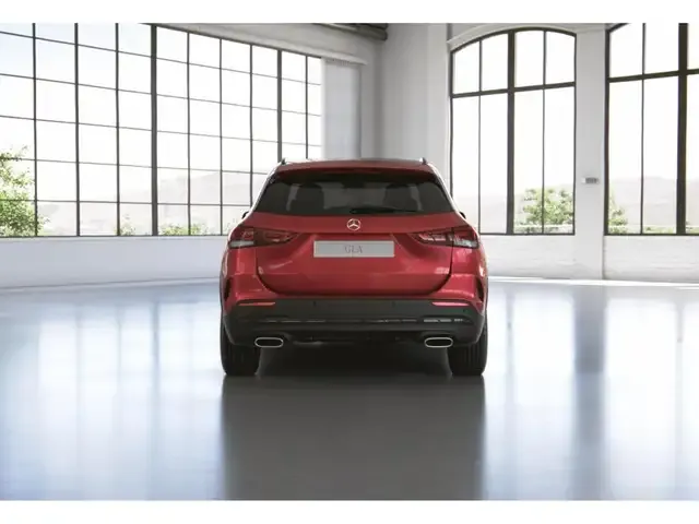 Mercedes-Benz GLA 200