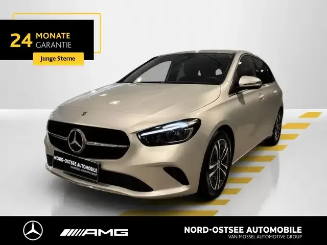Mercedes-Benz B 180
