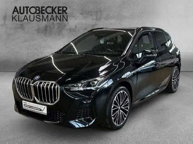 BMW 225