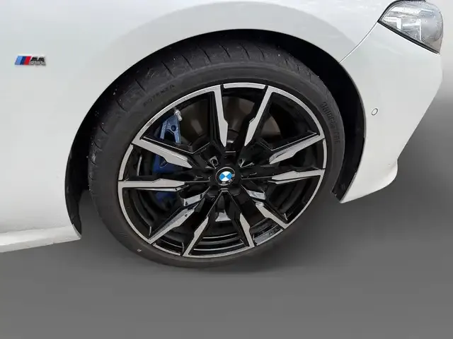 BMW M850