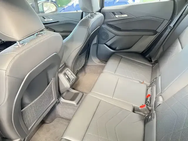 BMW 223
